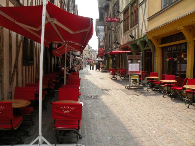  rue Champeau